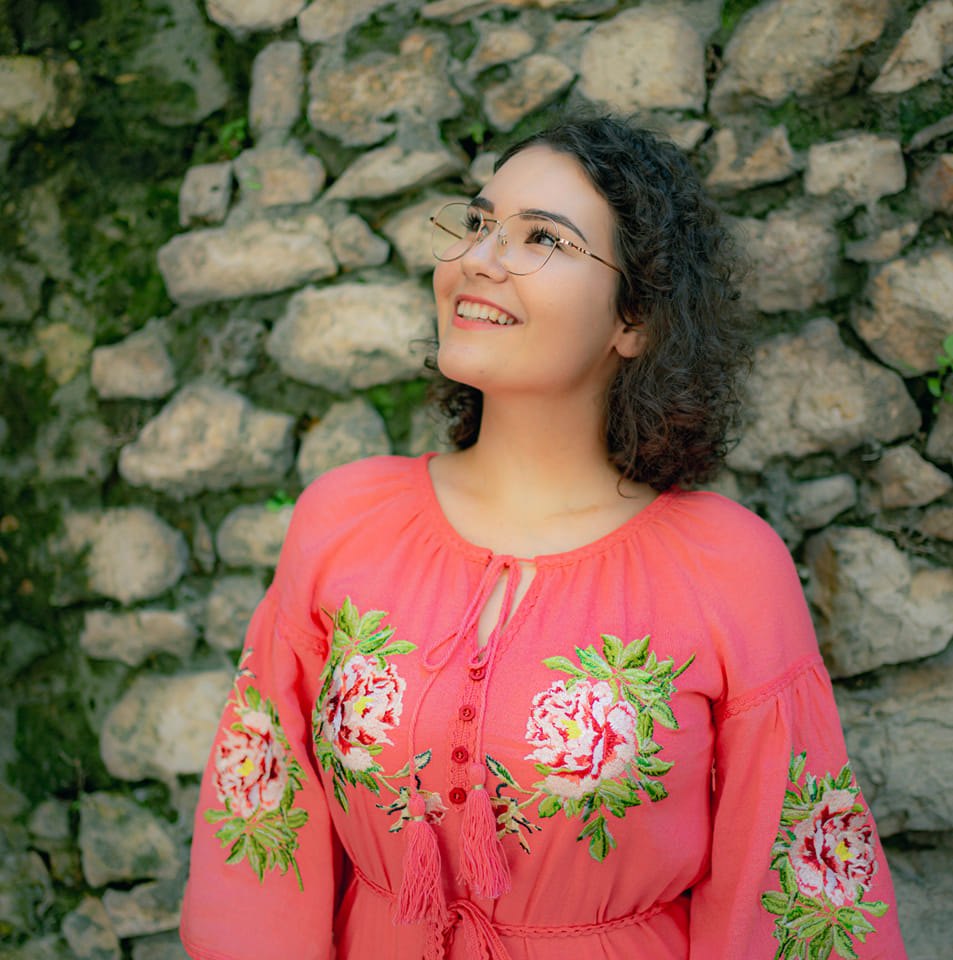 Alma Nicola